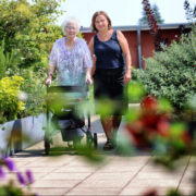 Terrassenbereich der Seniorenwohnungen in Hilden